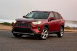 Toyota RAV4 Limited Hybrid 2018 года (NA)